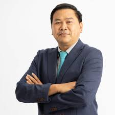 Dr. Dy Davuth